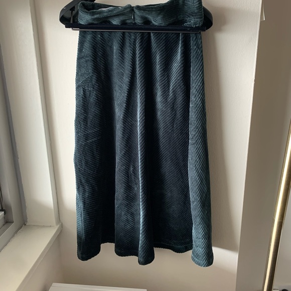 Mango xxs velvet midi skirt NWOT - Picture 5 of 5